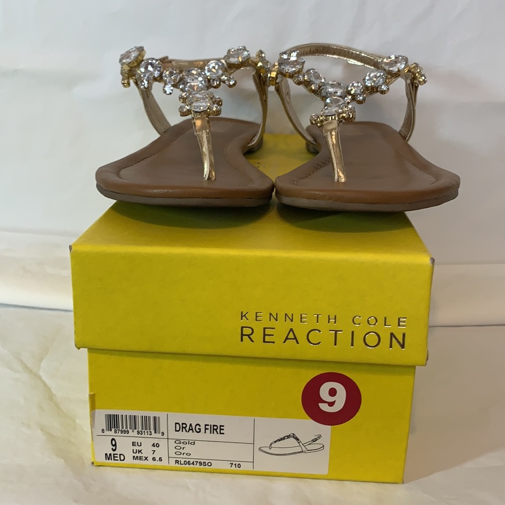 Kenneth Cole Reaction Gold Sandals - size 9 - Picture 2 of 3